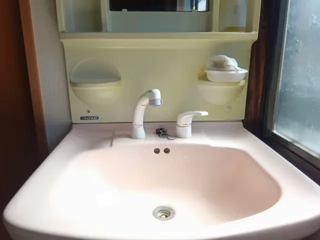 大手水道修理会社25年勤務の店長が伺います!サービスの画像