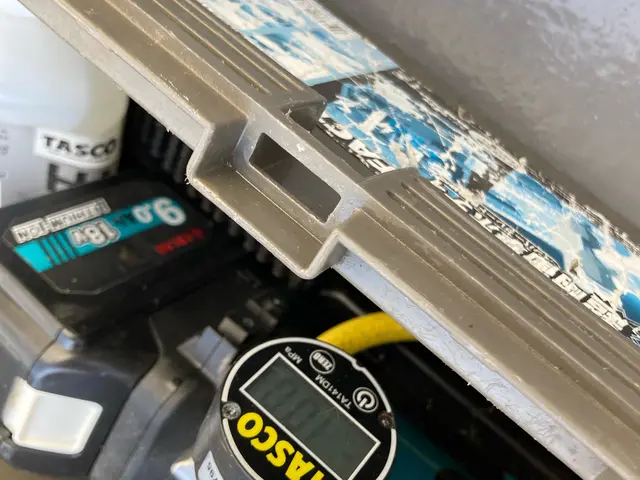 12\6.7.14不可、入替工事取り外し無料。終日便（時間指定不可、前日連絡）。サービスの画像