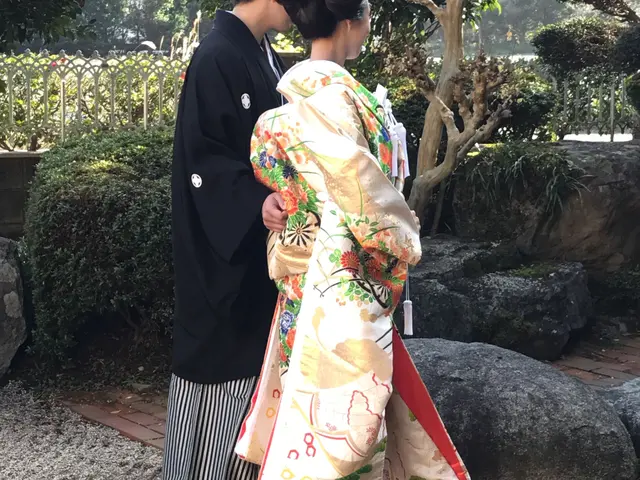 スレンダーなお着付けを目指してあらゆるシーンでお支度致します。