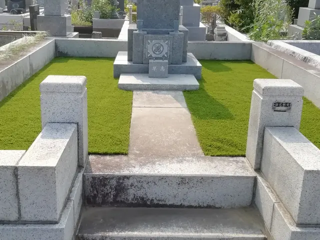 【年中無休】職人歴20年の経験と実績！防草シートや人工芝の設置作業サービスの画像