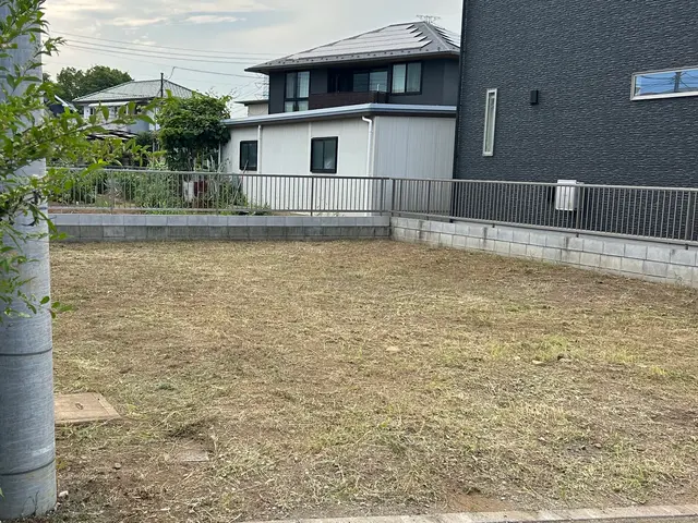 除草作業（草刈機での広範囲）サービスの画像