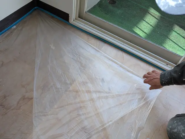 ヤニ汚れ！古くなったクロス！新品同様に蘇ります！サービスの画像