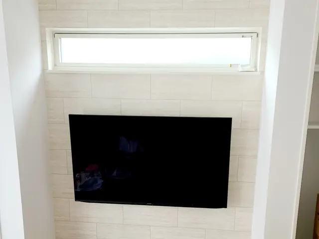 壁掛け金具どんなものを買ったらいいか　わからない方相談してくださいサービスの画像