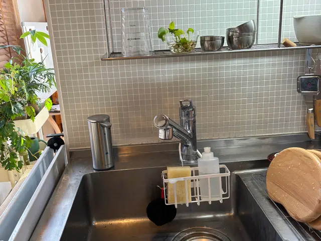 キッチン＋換気扇　→ お料理が楽しくなる、清潔キッチンへ。サービスの画像