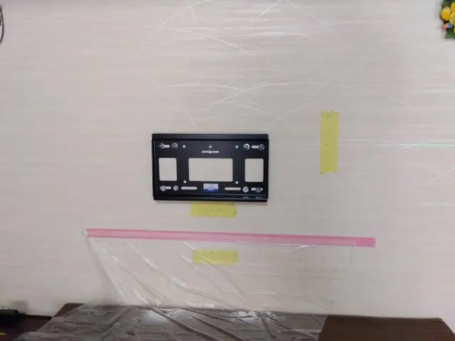 豊富な経験と知識で安心！丁寧に施工いたします！1人作業のため45インチまで対応サービスの画像