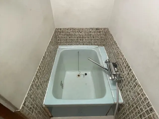 【プロ仕様の塗料を使用！】あなたの浴槽をピカピカに。お気軽にご相談ください。サービスの画像