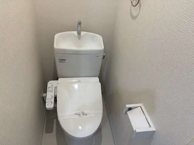 その汚れ、お任せください！誰よりも早く、丁寧に仕上げます！サービスの画像