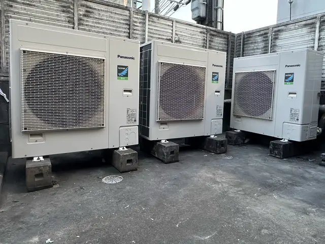 工事保証5年、現金払い5%オフ、損害保険完備、最短翌日訪問、PayPay払い可能サービスの画像