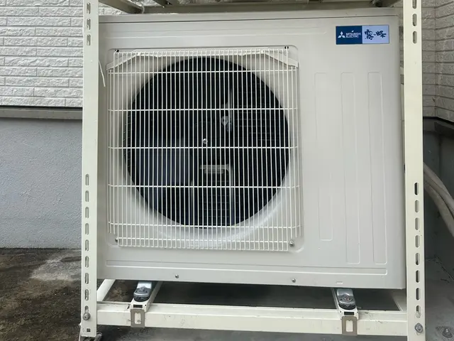 工事保証5年、現金払い5%オフ、損害保険完備、最短翌日訪問、PayPay払い可能サービスの画像