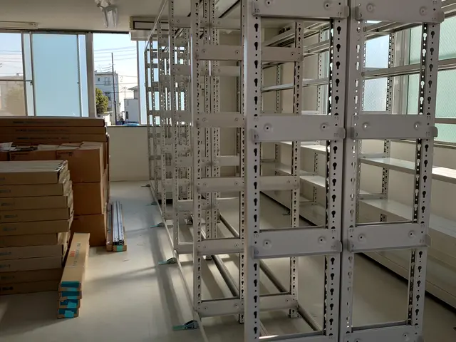 通販商品の組み立てや、模様替え、オリジナル簡易施工などもお気軽にご相談ください。サービスの画像