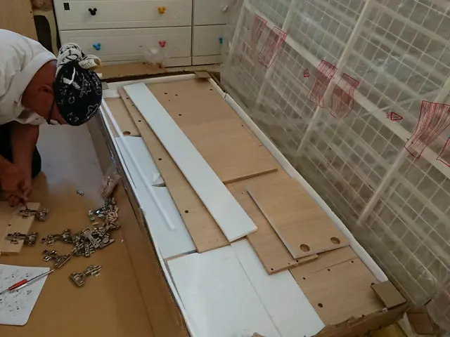 通販商品の組み立てや、模様替え、オリジナル簡易施工などもお気軽にご相談ください。サービスの画像