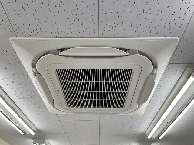 天カセ、天吊、壁掛全て対応！対応地域外・営業時間外の相談も大歓迎！サービスの画像