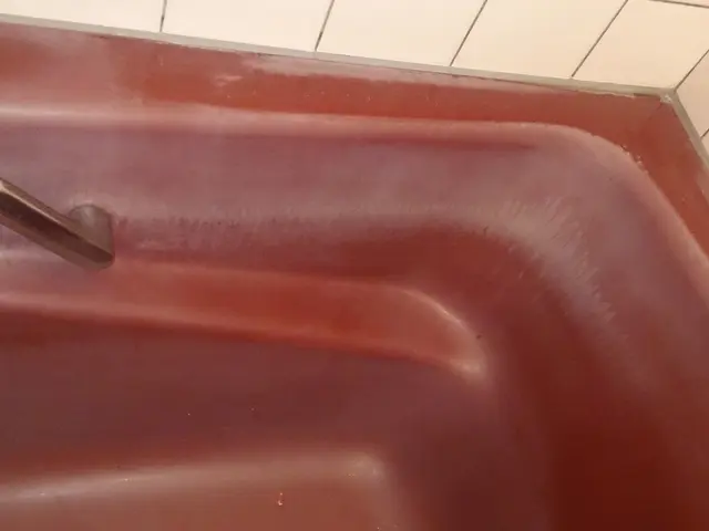 カビ・水垢・鏡のウロコ・もらいサビまで徹底除去致します！！サービスの画像