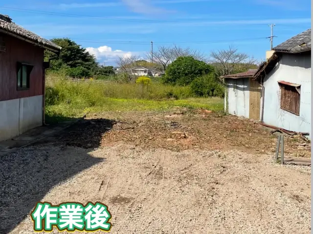 すべて自社対応◎駐車場代は当店負担！ご近所の方に配慮しながら作業いたします。サービスの画像