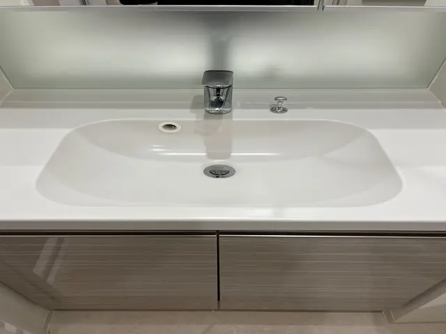 業界最大手クリーニング会社10年以上経験のプロが頑固な汚れ、水垢、油を撃退しますサービスの画像