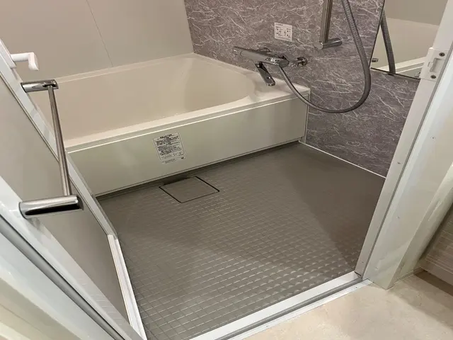 業界最大手クリーニング会社10年以上経験のプロが頑固な汚れ、水垢、油を撃退しますサービスの画像