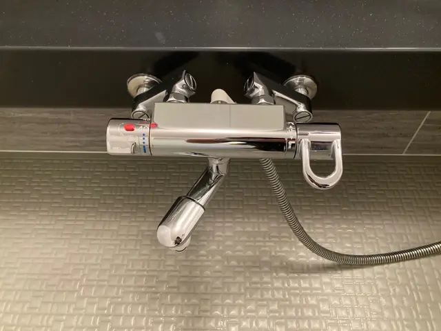 【実はその汚れ取れるんです！】石鹸カス、天井のカビ、鏡の白い汚れなど！サービスの画像