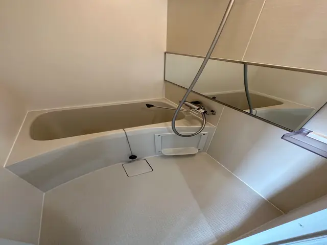 くつろぎのバスタイムを過ごせるよう汚れの特性にあった洗剤でクリーニングします。サービスの画像