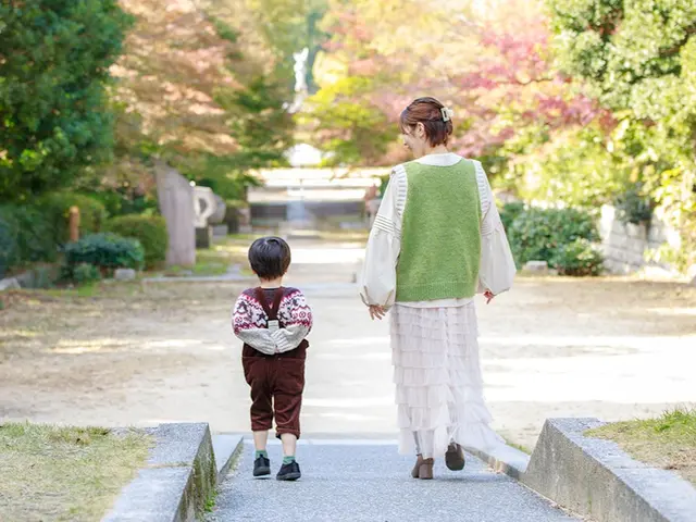 【国家資格あり】カメラと美容のプロが、撮影時のヘアメイクのお直しを無料でご提供。サービスの画像
