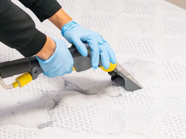 【介護施設で実績のクオリティ】専用機材・当社開発の赤ちゃんに優しい専用洗剤使用サービスの画像