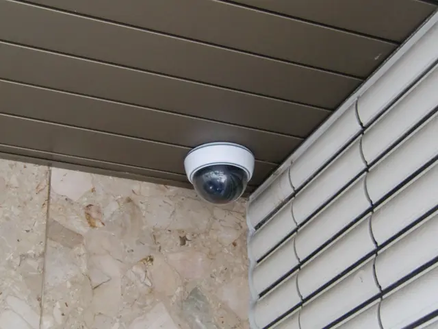 ＜土日祝も優先対応◎女性スタッフ同行可＞業界40年のベテラン電気工事士がお伺い！サービスの画像