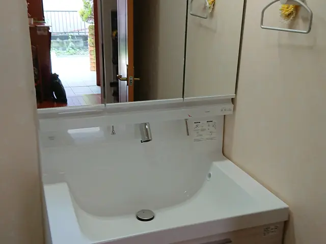 洗面台交換のみお取替え致します。サービスの画像