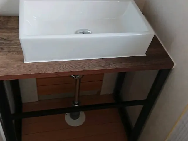 洗面台交換のみお取替え致します。サービスの画像