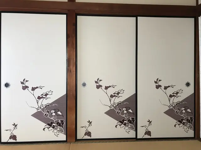 完全自社施工のふすま張替！万が一の際に備えて損害保険加入済み◎営業時間外も相談可サービスの画像