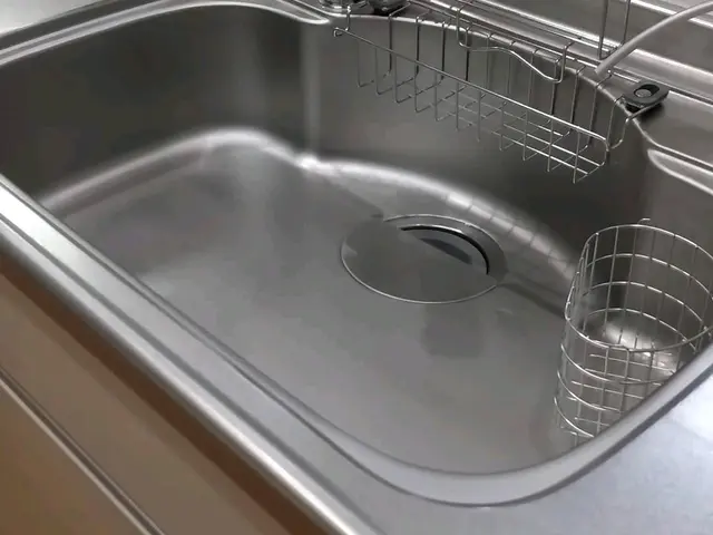 【岩手・盛岡】プロの技術力で、頑固な焦付き・油汚れ、シンクの水垢もスッキリ解消！サービスの画像