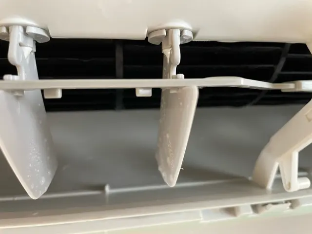 業界9年の経験と月100台以上の実績！エアコンクリーニングのプロがお伺いしますサービスの画像