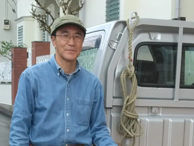 一人では剪定できない伸びすぎた木や枝など、お任せください。サービスの画像