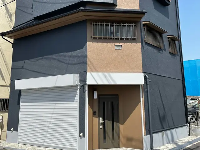 仕上がり重視で丁寧に施工◎すべて自社対応！損害保険加入済み！サービスの画像