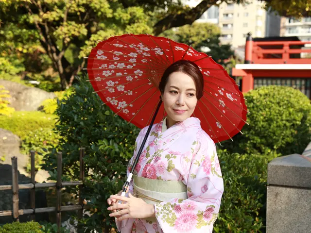 選ばれるための「世界観プロフィール写真」ヘアメイクもトータルサポートで撮影可能サービスの画像