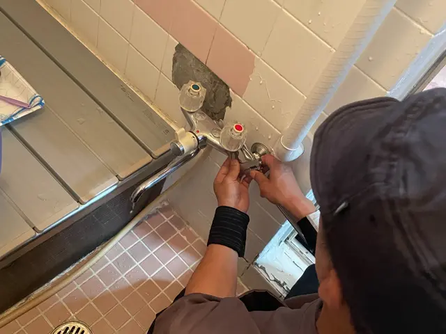 【業界経験10年】損害保険加入　保有資格多数　住設機器取替工事専門店サービスの画像