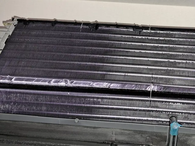 エコ洗剤、オゾン水すすぎ、消臭抗菌剤無料。さらに室外機無料点検込みサービスの画像