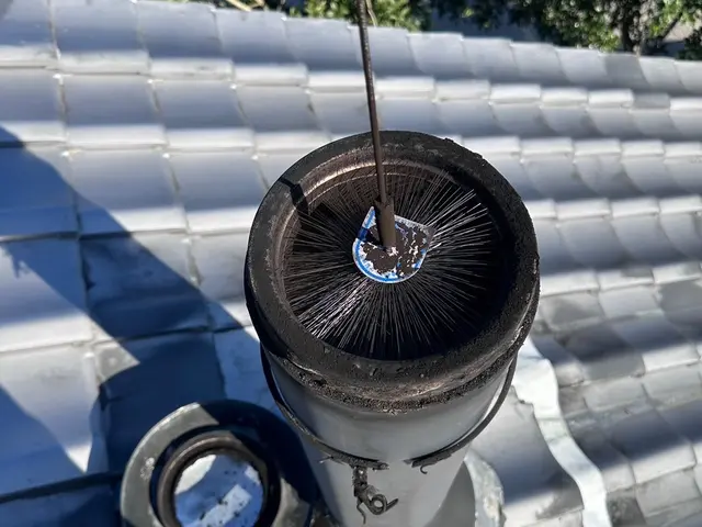 薪ストーブ　煙突清掃サービスの画像