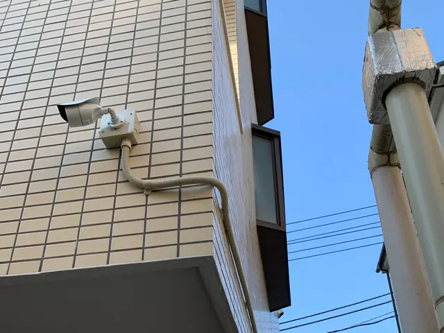 3メートルまで電機工事込み30000円、配線が一切見えないように仕上がりますサービスの画像