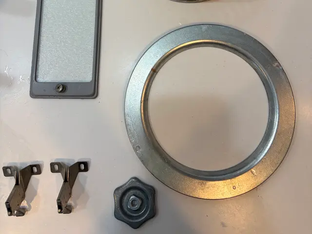 失敗したくない方へ◎丁寧な養生＆写真報告/カビ油徹底除去/3期実績/損害保険加入サービスの画像