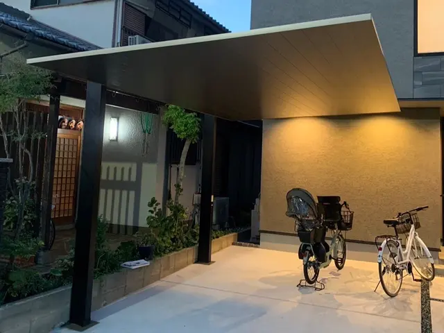 埼玉と大阪年間2000件の実績！大手メーカーの職人がカーポート施工を安心価格で！サービスの画像