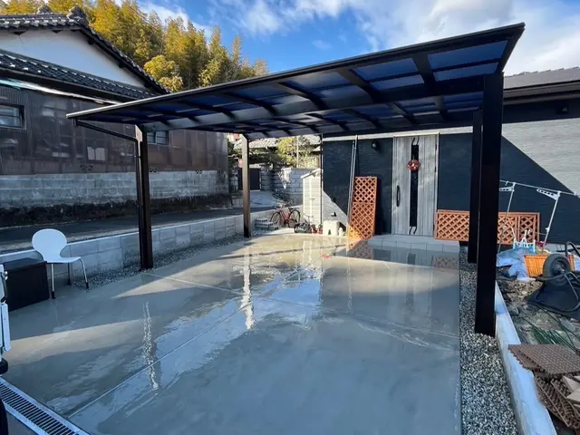 埼玉と大阪年間2000件の実績！大手メーカーの職人がカーポート施工を安心価格で！サービスの画像