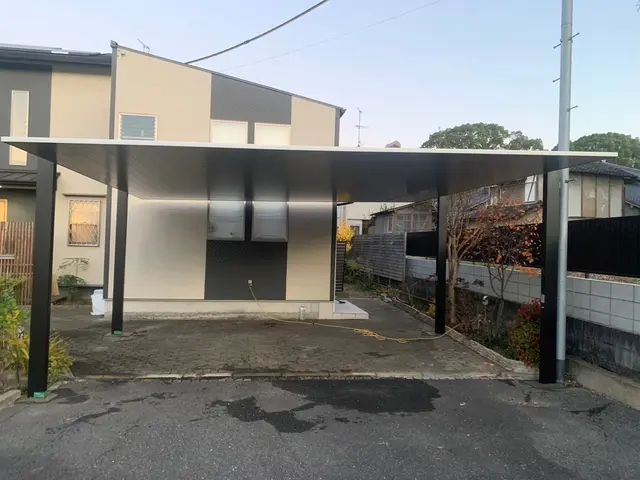 埼玉と大阪年間2000件の実績！大手メーカーの職人がカーポート施工を安心価格で！サービスの画像