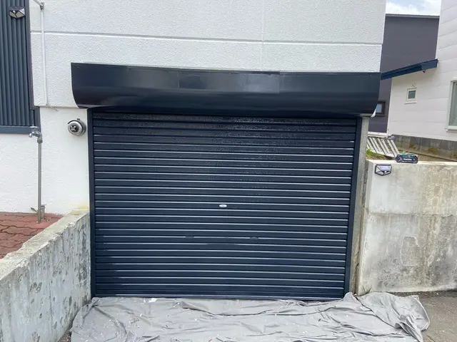 シャッター塗装お任せくださいサービスの画像