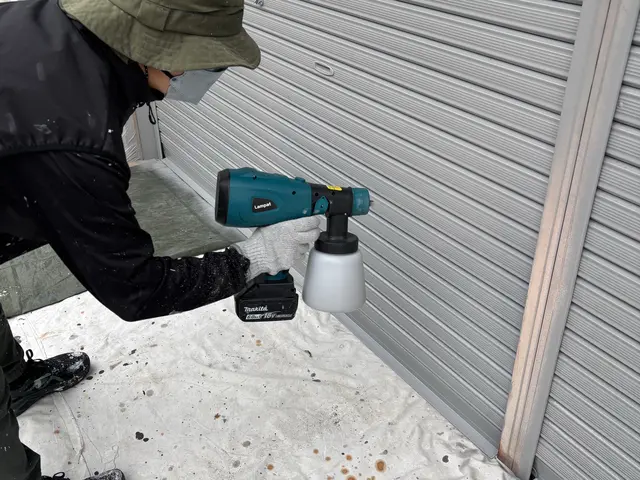 シャッター塗装お任せくださいサービスの画像