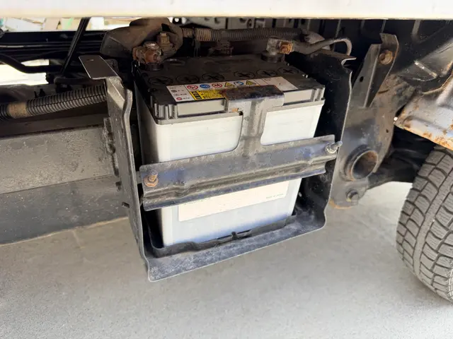 自動車の出張バッテリー交換｜即日対応・福島市全域サービスの画像