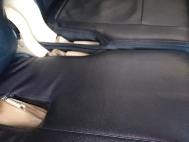 シートカバー取付致しますサービスの画像