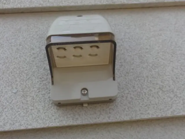 【神戸 北区 発】屋外に防水コンセントを増設致します。サービスの画像