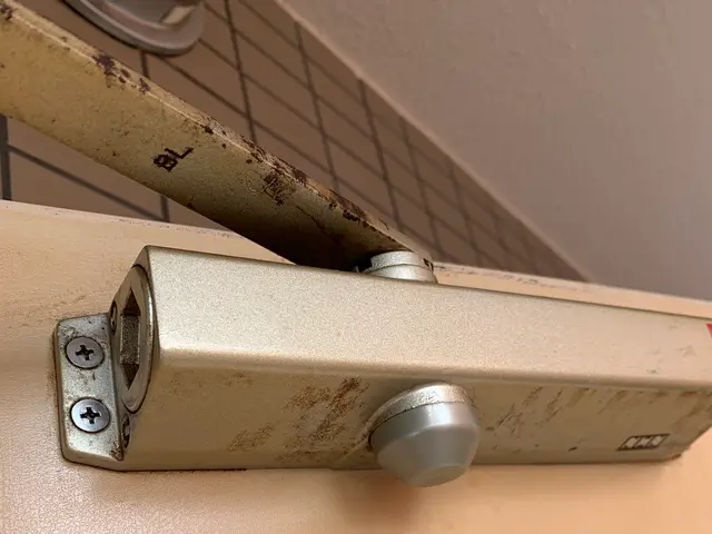 とにかく一生懸命に、丁寧に！自社スタッフが責任を持って対応します！サービスの画像