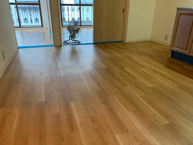 とにかく一生懸命に、丁寧に！自社スタッフが責任を持って対応します！サービスの画像