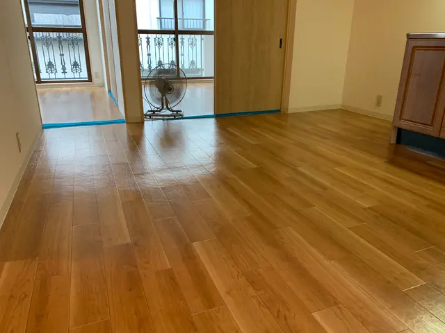 とにかく一生懸命に、丁寧に！自社スタッフが責任を持って対応します！サービスの画像