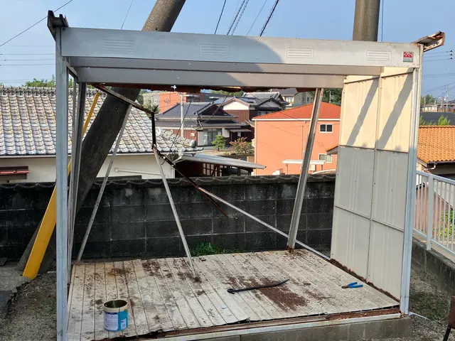 要らない物置！飛んじゃう前に！サービスの画像